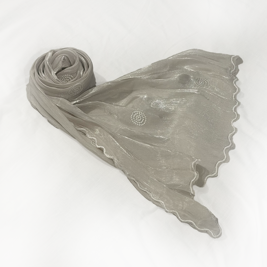 Shimmer shawl thread work